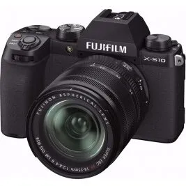 Fujifilm X-S10 med XF 18-55mm - sort
