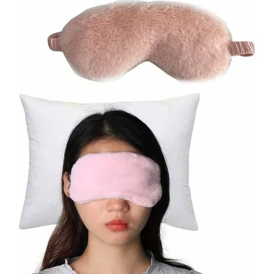 Blød Pink Fluffy Sovemaske - Justerbar Rejsemaske