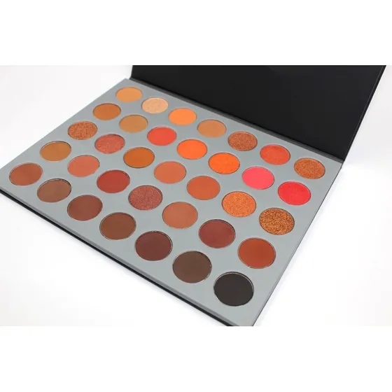 Øjenskyggepalette med 35 nuancer
