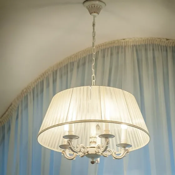V-TAC 4,5W LED Kertepære E27 - 6500K Kold Hvid