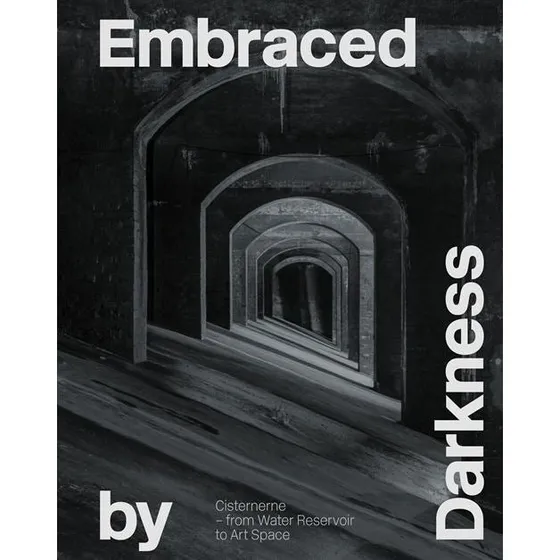 Embraced by darkness - Minik Rosing - Strandberg Publishing
