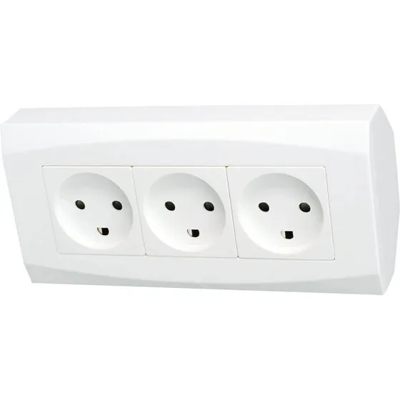 Nova Tripel hjørnestikkontakt med jord, hvid
