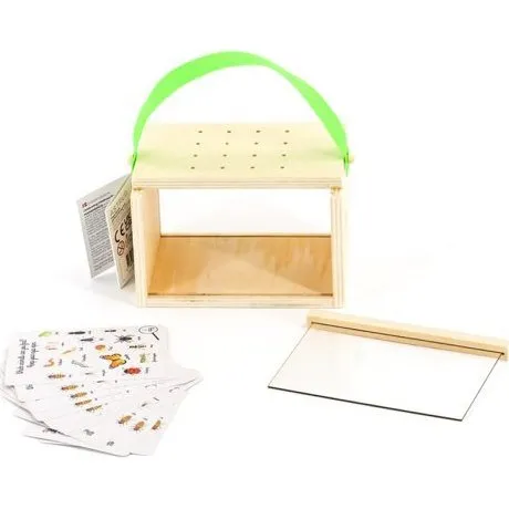 Mamamemo Insekthus i træ med kort