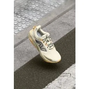 New Balance DynaSoft Nitrel v6 blå