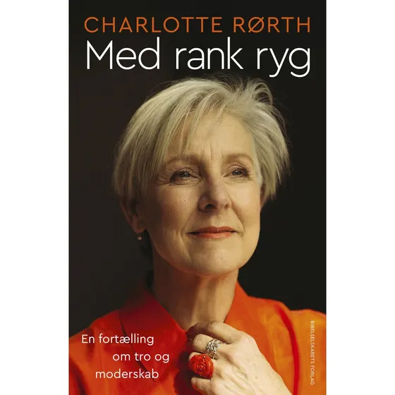Med rank ryg af Charlotte Rørth