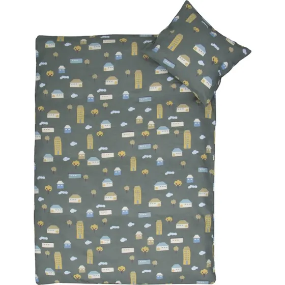 Junior sengetøj 100x140 cm – grønt med huse (100% bomuld)