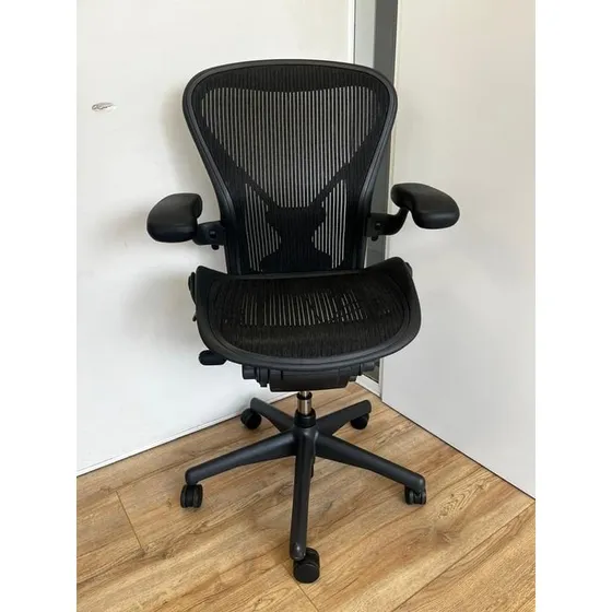 Herman Miller Aeron Graphite PostureFit Størrelse B