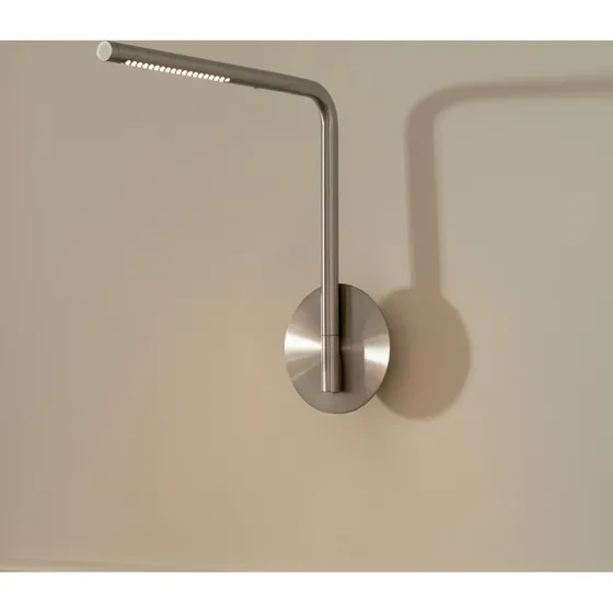 UMAGE Omni Pivot LED-væglampe i stål – Dæmpbar
