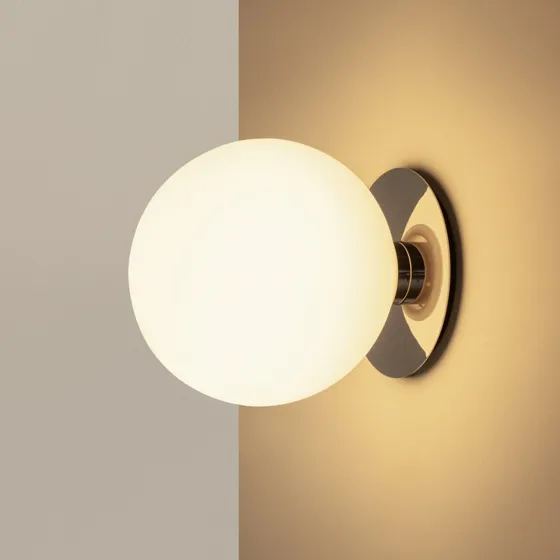 Audo Copenhagen TR Bulb væg- og loftlampe i poleret stål, Ø 20 cm