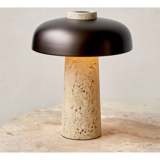Audo Copenhagen Reverse Bordlampe - Travertin & Bronzeret Aluminium
