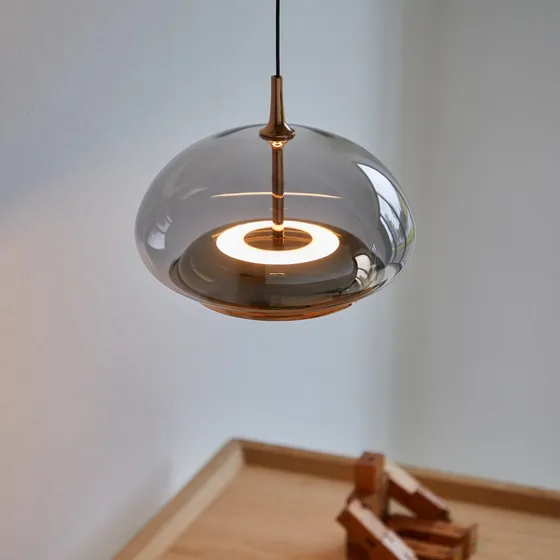 Loom Design Avalon Pendellampe - Røget Glas & Rose Gold
