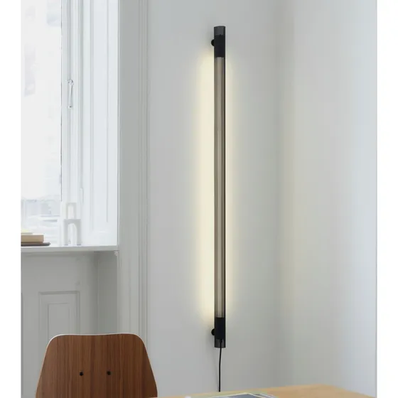 GEJST Radent væglampe, sort, 135 cm