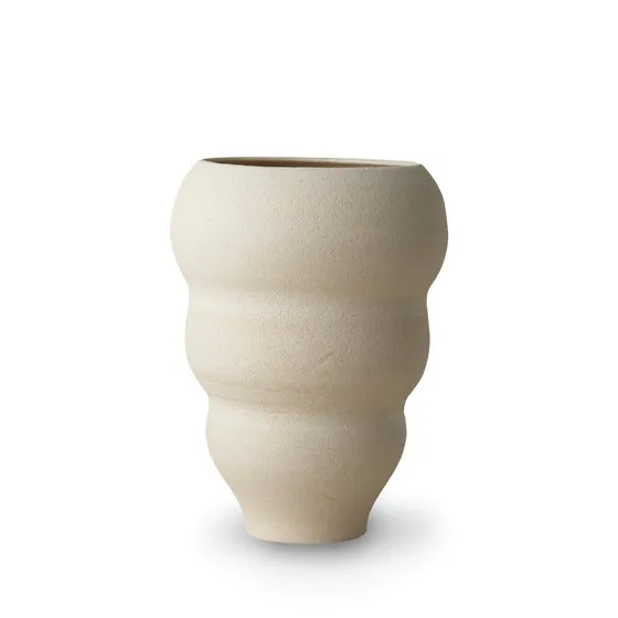 Ro Collection Hand Turned Vase Curved no. 60 - Vanilje