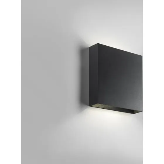 LIGHT-POINT Compact W3 LED-væglampe, sort, op/ned