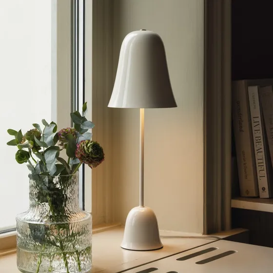 Globen Lighting Blåklockan Bordlampe, Elfenben, 56 cm