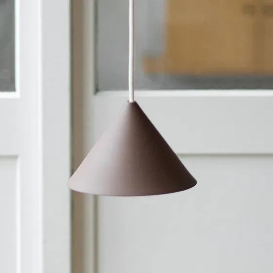 Moebe Ceramic Cone Hængelampe, Brun, Ø19 cm, Porcelæn
