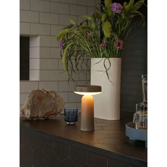 Muuto Ease Portable Bordlampe - Taupe