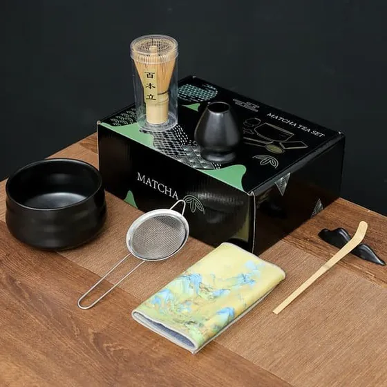 Elegant Sort Matcha Piskesæt - 7 Dele i Keramik & Bambus