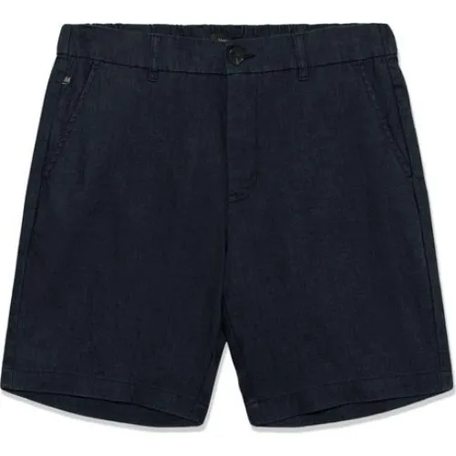 Maharlow Short