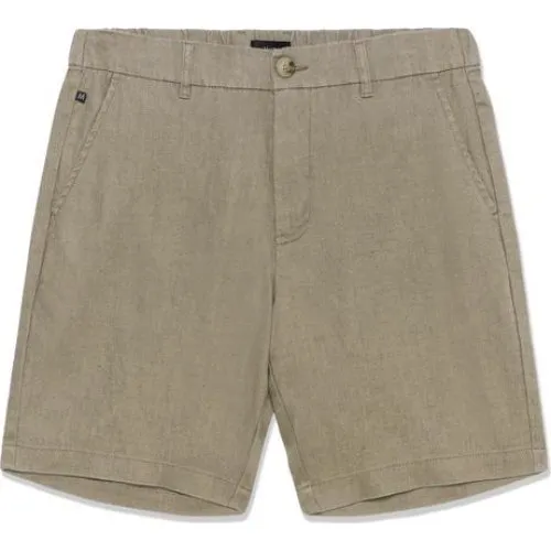 Maharlow Short