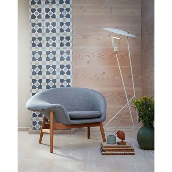 Warm Nordic Silhouette Gulvlampe - Warm White