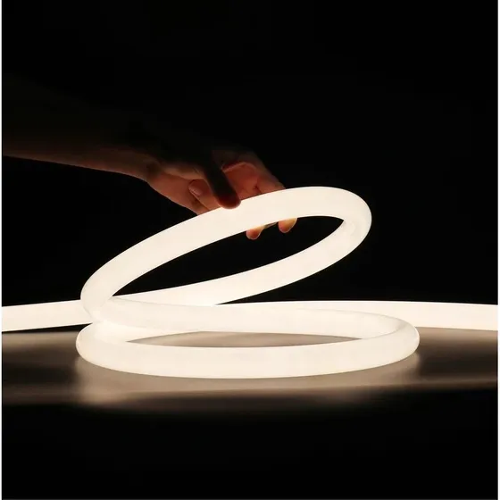 D15 CLIP-ON Neon Flex LED - Varm hvid, 10W/m, IP67, 230V