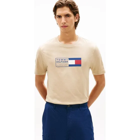 BRAND Love Text Box Tee
