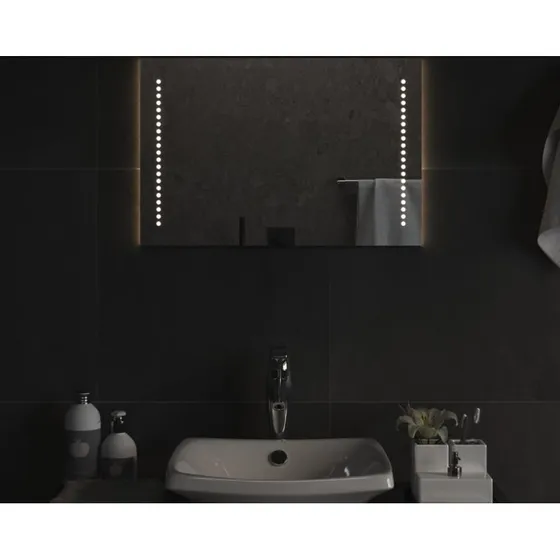 Badevrelsesspejl LED 40x60 cm  IP65, USB
