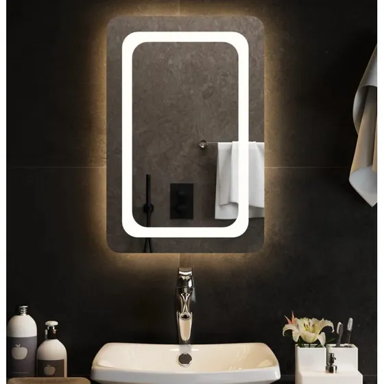 LED-badeværelsesspejl 40x60 cm IP65 med USB