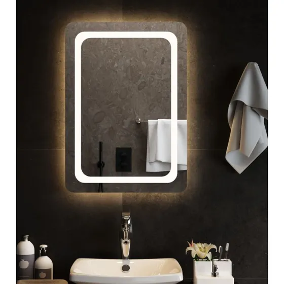 LED badeværelsesspejl 50x70 cm IP65 med USB
