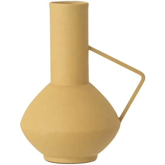 Irine Vase, gul metalvase med ru overflade