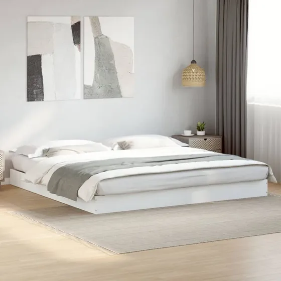 Sengestel 180x200 cm i hvidt konstrueret træ