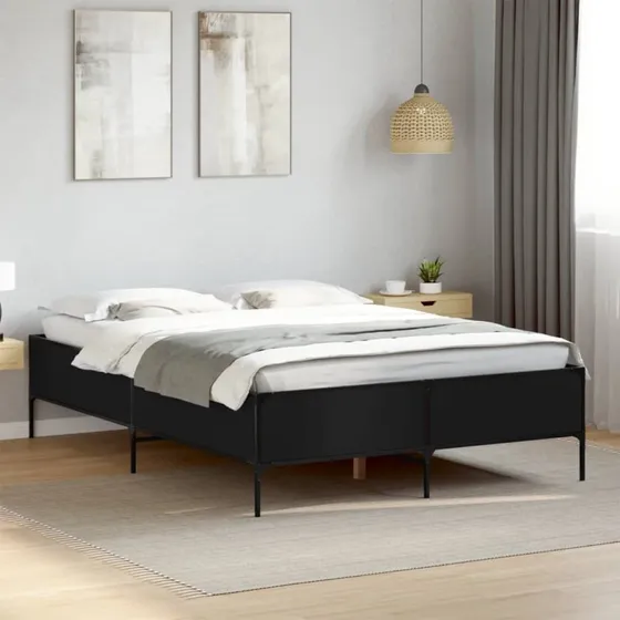 Sengestel 140x190 cm i sort – konstrueret træ & metal