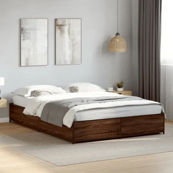 Sengestel 150x200 cm i brun egetræ – træ og metal