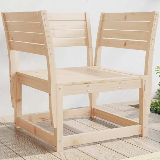 Havestol i massivt fyrretræ med lameldesign