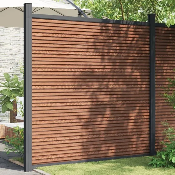 WPC hegnspanel 180x186 cm brun – robust & vedligeholdsfrit