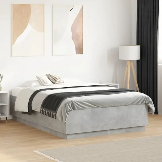 Sengestel 135x190 cm i konstrueret træ – betongrå