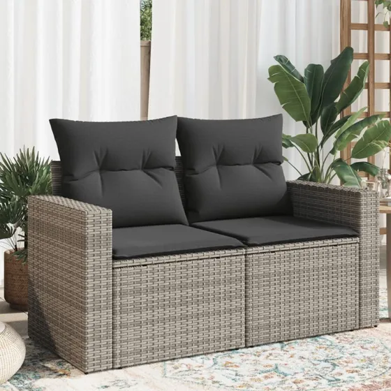 2-personers havesofa i polyrattan med hynder – grå
