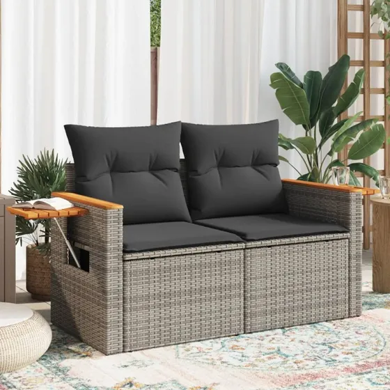 2-personers havesofa i polyrattan med hynder og sidebord