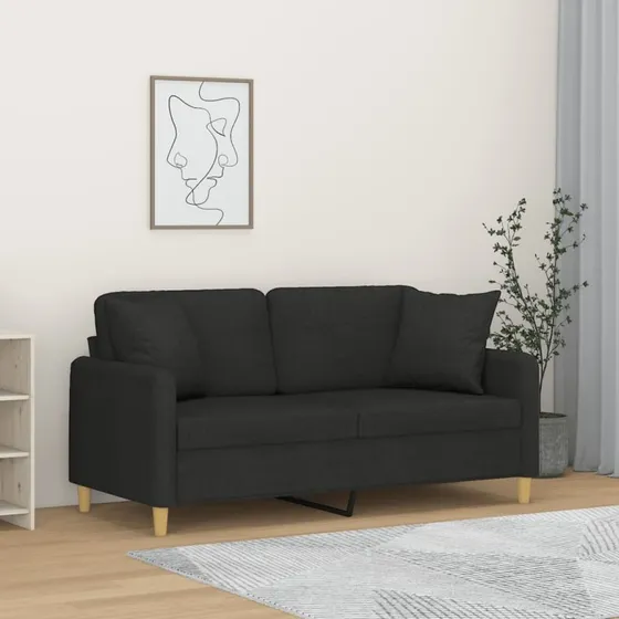 2-personers sofa 140 cm i sort stof med pyntepuder