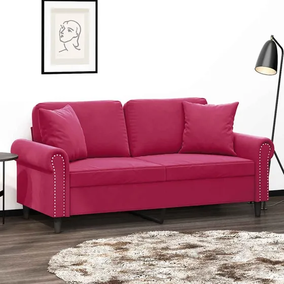 2-personers velour sofa 140 cm i vinrød med pyntepuder