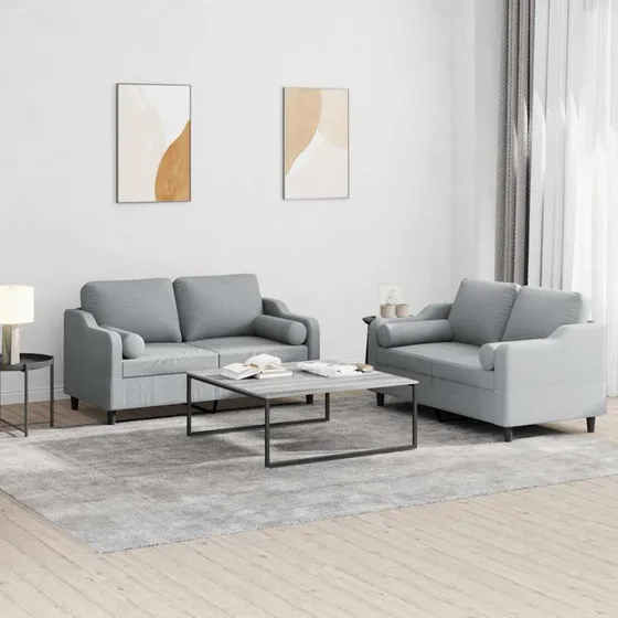 Sofasæt 2-dele i lysegråt stof med puder