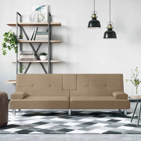 Sovesofa i cappuccino kunstlæder med kopholdere