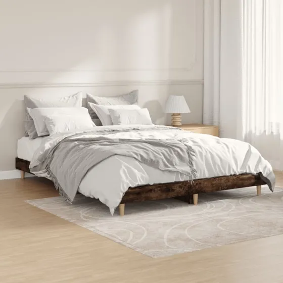 Sengestel 135x190 cm i konstrueret træ – Røget eg