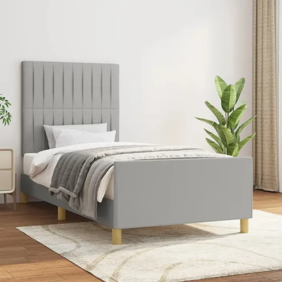 Sengeramme 90x190 cm i lysegråt stof med justerbar sengegavl