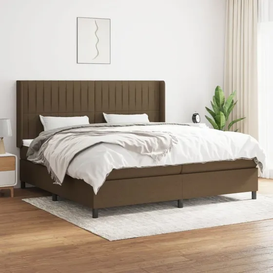 Kontinentalseng 200x200 cm i mørkebrunt stof med pocketmadras