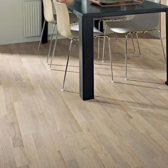 Kährs Sand 3-stav Eg Sorrento - hvid mat lak