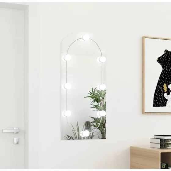 LED-spejl 90x45 cm buet glas, USB-drevet