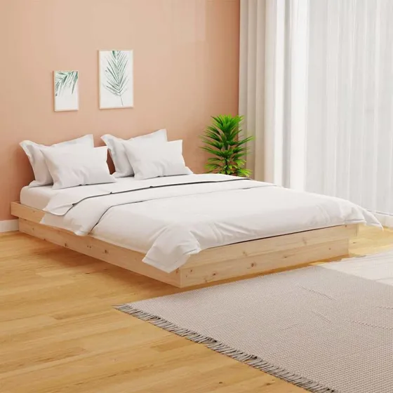 Sengeramme 135x190 cm i massivt fyrretræ