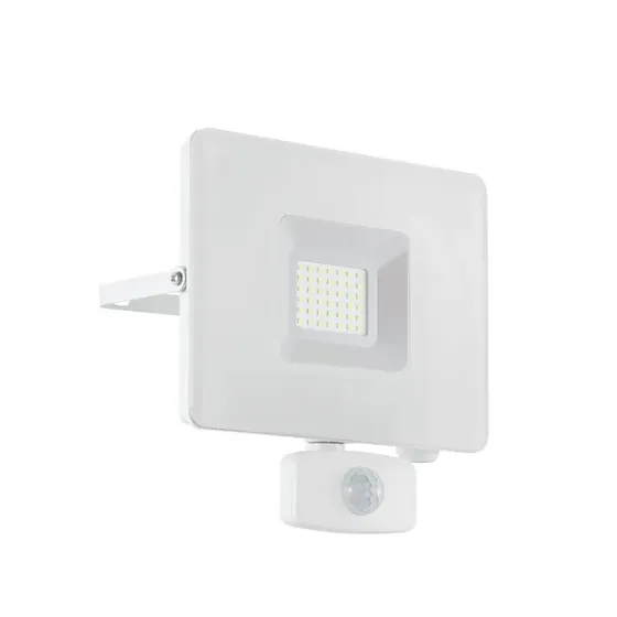 Eglo Faedo 3 udendrs LED-projektr med sensor, hvid